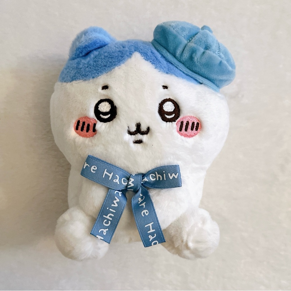NWOT Chiikawa Tokyo Souvenir Sitting Plush - Hachiware